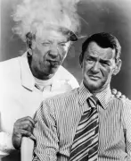 TV Q&A: Were ‘Odd Couple’ at odds with laugh track?